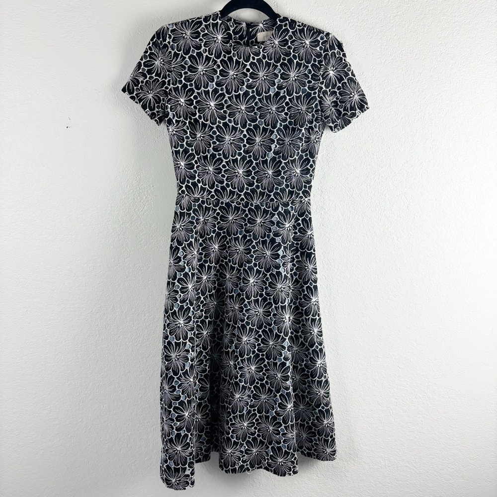 Mignon Doo Lace Short Sleeve A-Line Dress Size XS Black Blue Cocktail Party